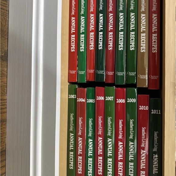 Southern Living Cookbook Collection (Set of 18) - Picture 2 of 4